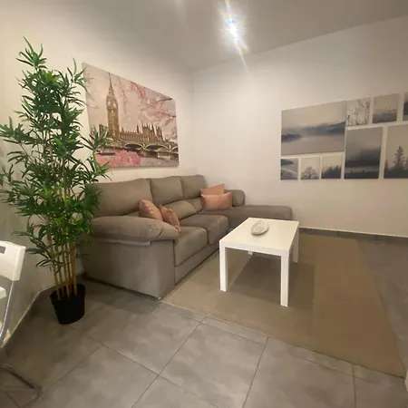 Apartment Familiar Centro-alameda *